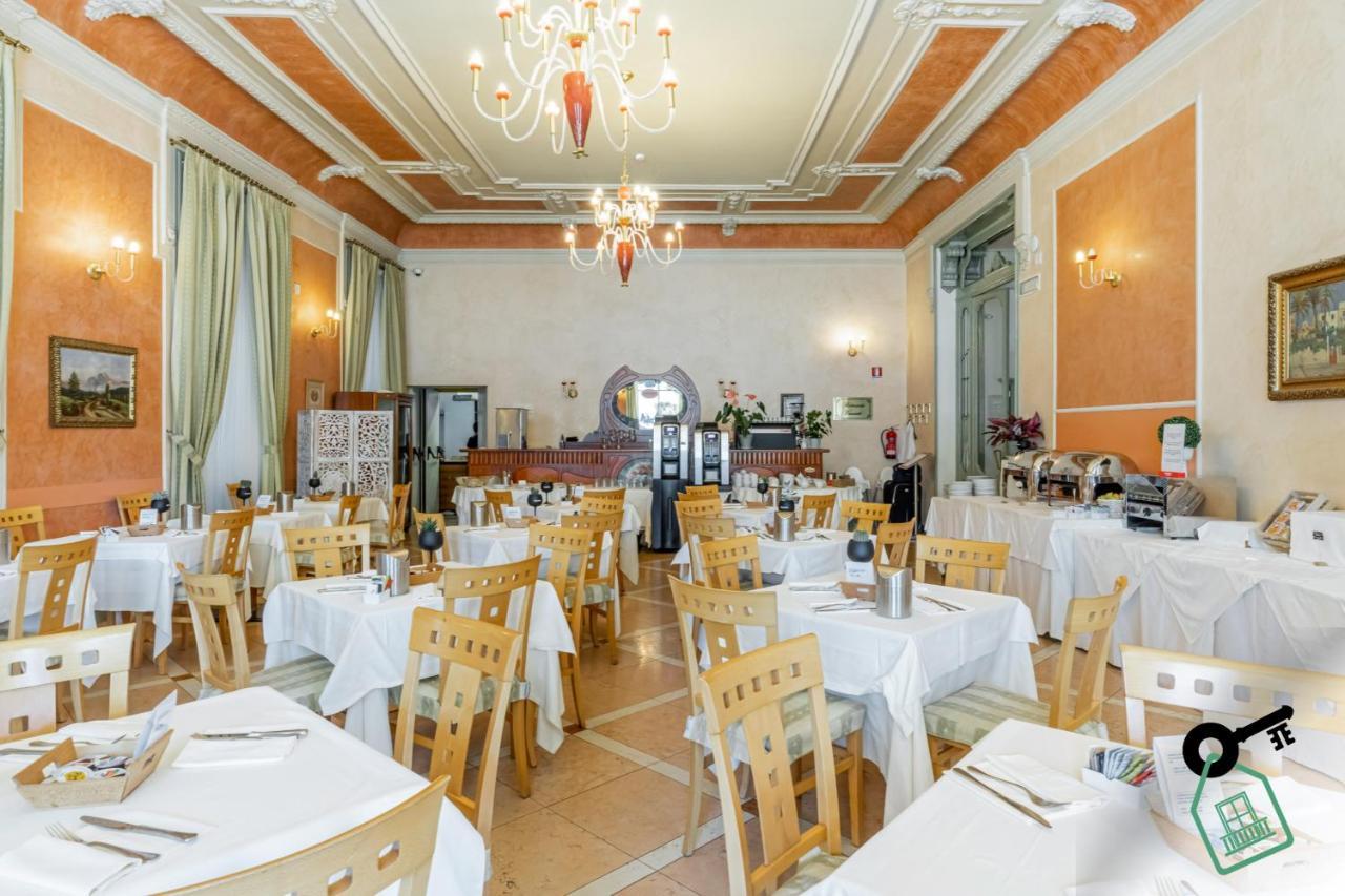 ורבאניה Hotel Rooms Lago Maggiore מראה חיצוני תמונה